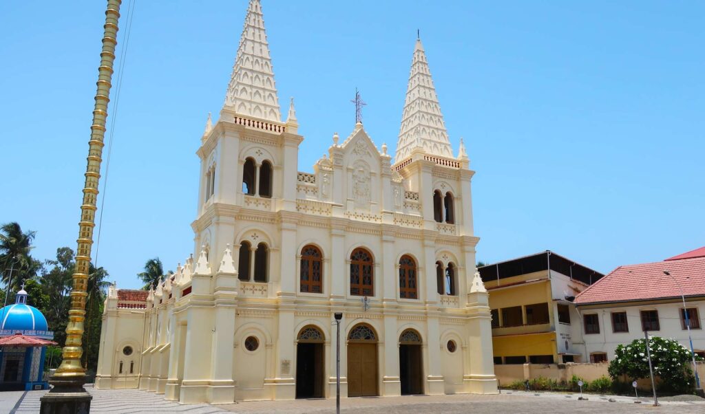 Kochi Travel Guide