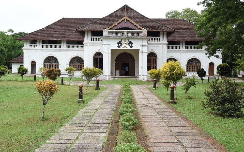 Kochi Travel Guide