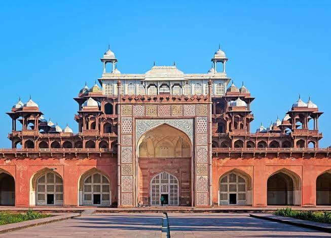 Journey through India in 15 days by Delighted Journey